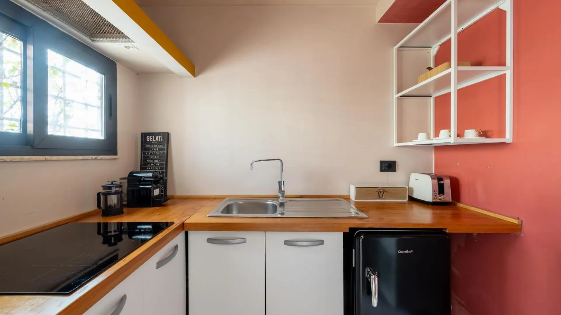 Aria Penthouse & Garden Apartment Rome