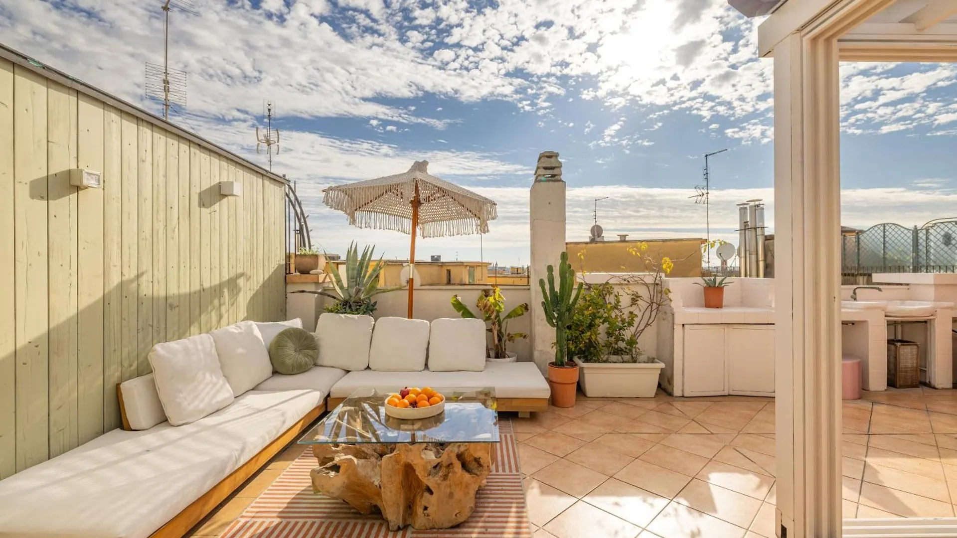 Aria Penthouse & Garden Apartment Rome Italy