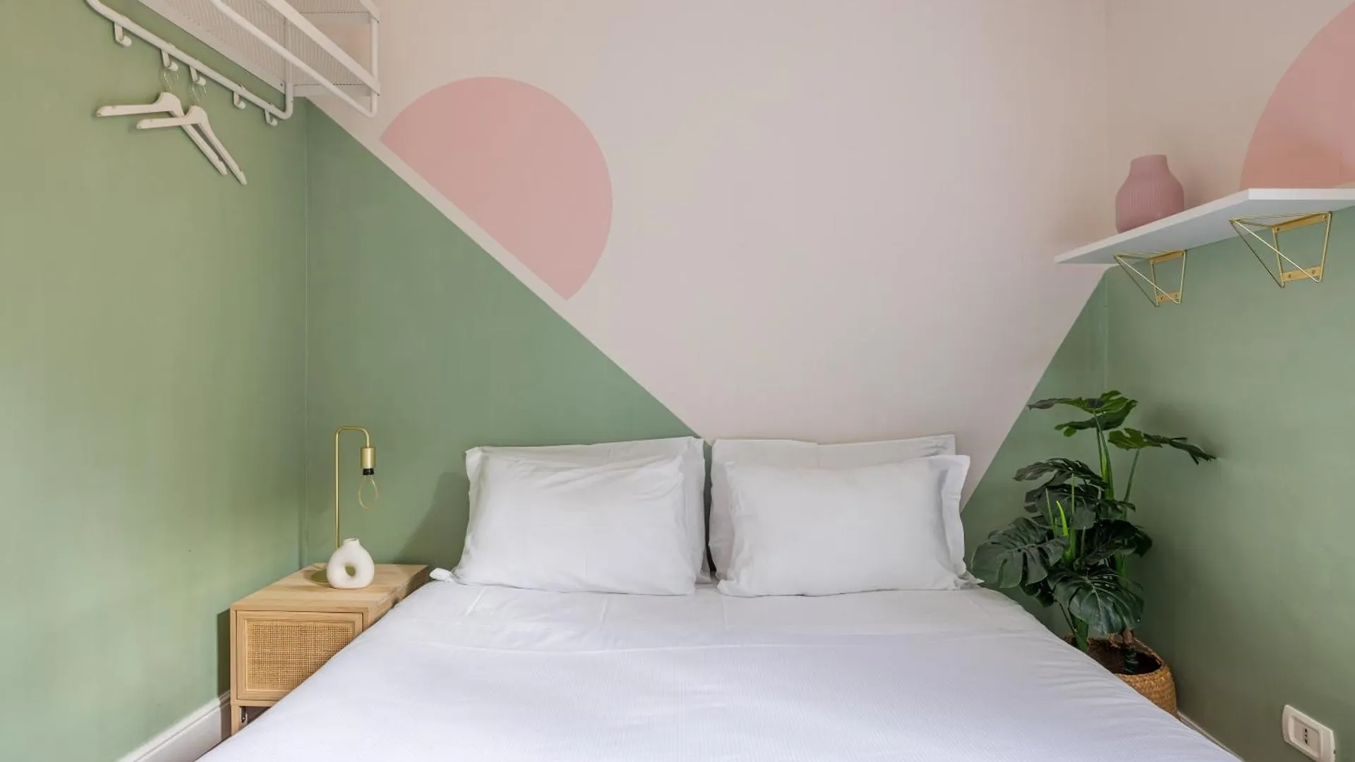 Aria Penthouse & Garden Apartment Rome